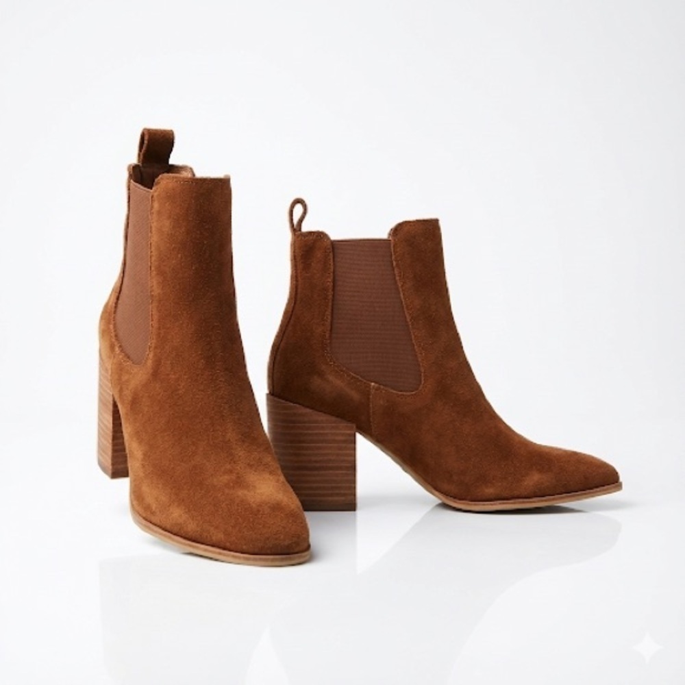 Steve Madden Brown Suede Chelsea Booties Block Heel 7.5